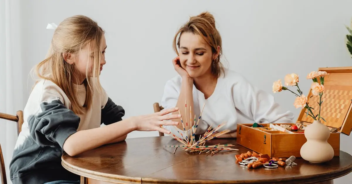 10 Creative Family Activities to Enjoy Together