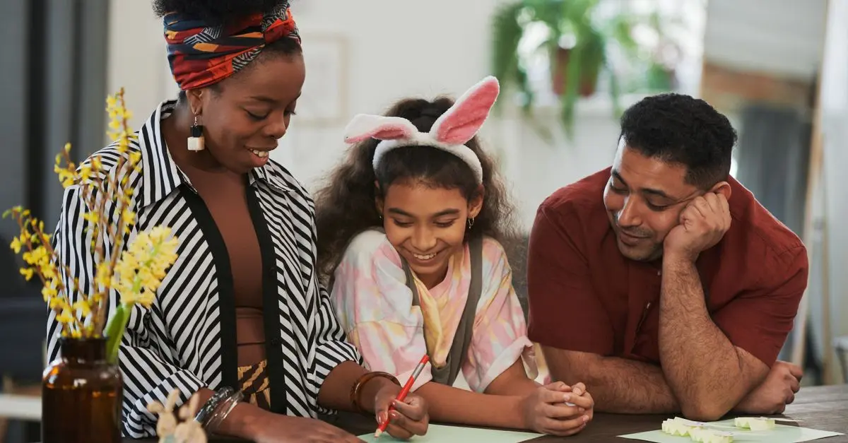 10 Creative Arts and Crafts Ideas for Family Fun