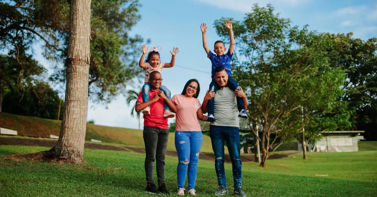 How to Plan a Family Nature Walk: Tips and Ideas