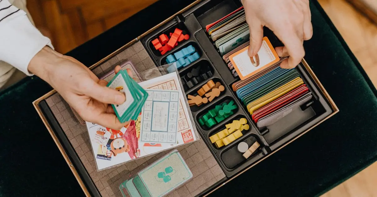 10 Creative Ways to Plan a Family Game Night