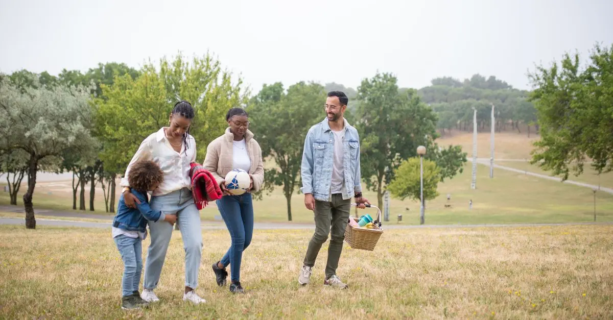 10 Fun Outdoor Activities for Family Bonding